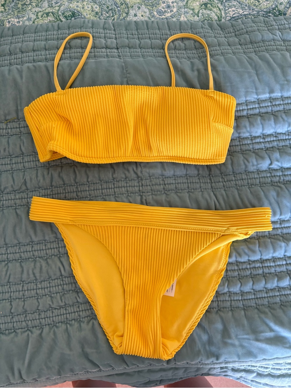 Hollister Ribbed Yellow Bikini Set - Two Piece Swimsuit